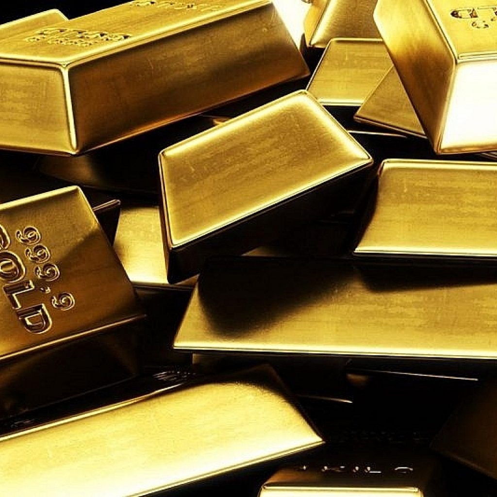 Vàng SJC đứng yên ở mức cao trong khi vàng thế giới không ngừng biến động