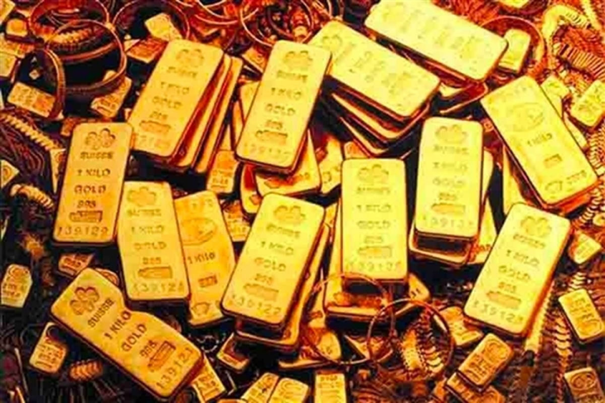 Giá vàng trong nước cao hơn giá vàng thế giới 8,9 triệu đồng/lượng